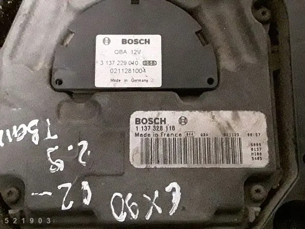 Kylarfläkt Volvo XC90 OEM 30645719 - Begagnad image 3