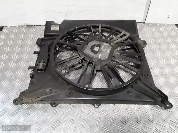Kylarfläkt Volvo XC90 OEM 30645719 - Begagnad image 4