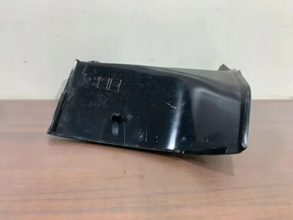 Marco de luz trasera Subaru Outback OEM W4707 - Usado image 4