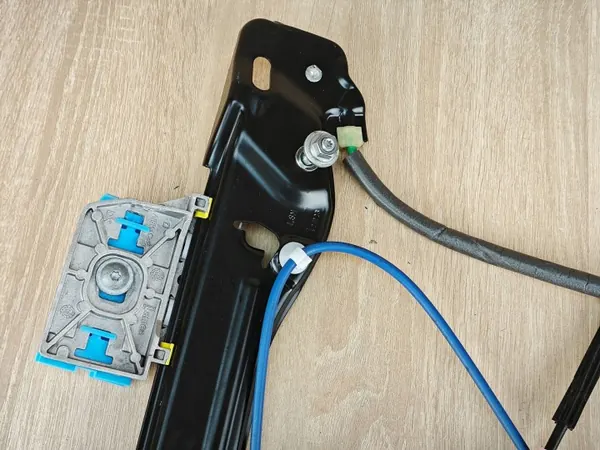 OEM 8W8839461 Vänster Bakruta Regulator Audi A5 image 5
