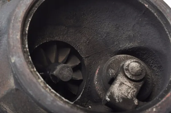 Turbocompresor Opel OE 055355617 VXR - Usado image 4