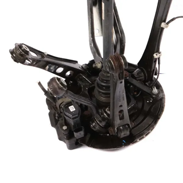 BMW X3 F25 Bakaxel Vänster Hjulnav OEM 6797569 image 5