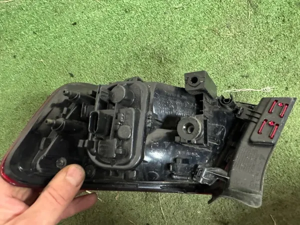AUDI A4 B9 Luz Trasera Derecha 8W9945076 image 5