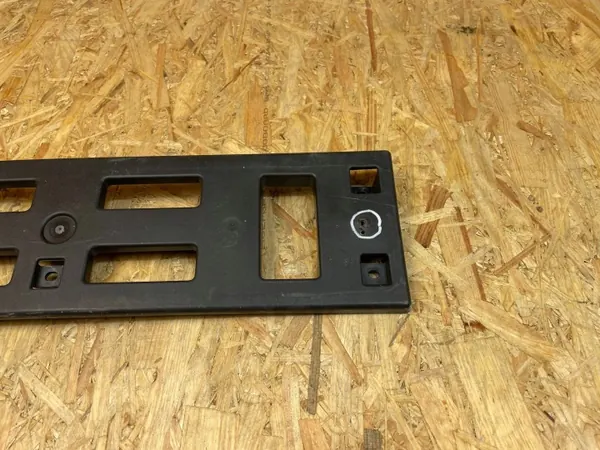 Nummerplaathouder Hyundai Kona EV OEM 86519K4000 image 5