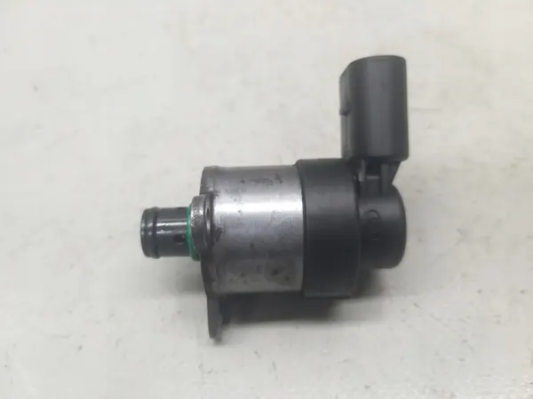 Regulador de pressão de combustível 3.0 TDI A6 C6 D3 B7 0928400676 image 3