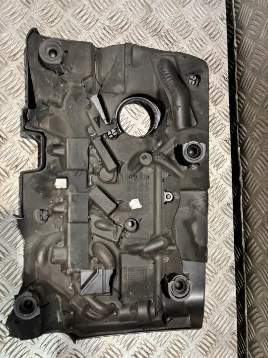 Skoda Fabia III obere Motorabdeckung OEM 04B103925E image 4