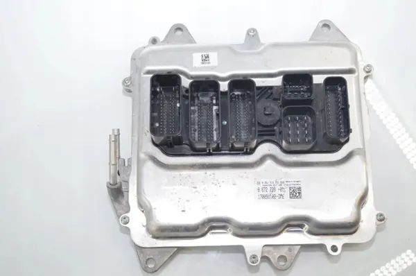 BMW F86 M X6 Starterset Zündung DME BDC image 4