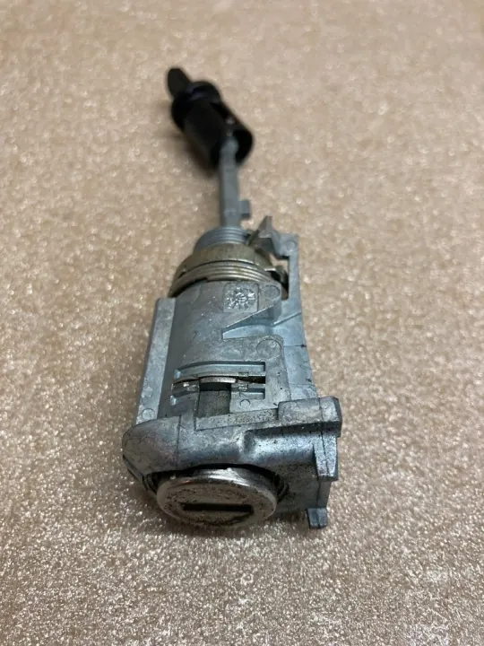 Serrure Porte Audi A7/S7/RS7 OEM 4G8837167 image 2