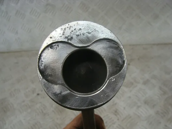 AUDI VW SKODA 1.9 TDI Kolvstänger LA image 2