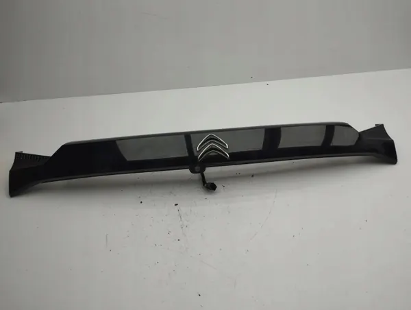 Feu de plaque arrière Citroen C4 III e-C4 OEM 9838657780 image 2