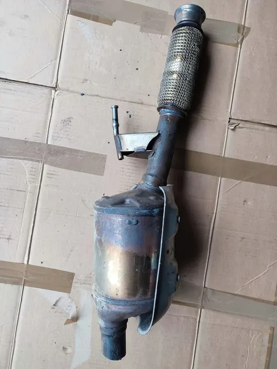Catalisador Nissan Micra K14 1.0 Turbo OEM image 3