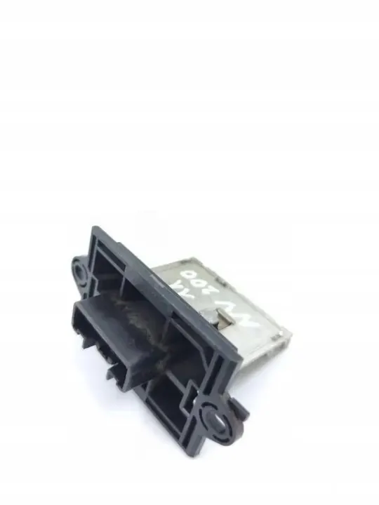 Lämmityspuhaltimen rele OEM 150300917 Nissan NV200 image 5