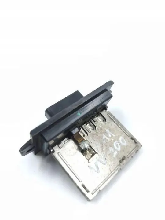 Lämmityspuhaltimen rele OEM 150300917 Nissan NV200 image 6