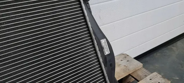 A6 C6 Radiador de Agua 3.0 TFSI V6 4F0121251AF image 7