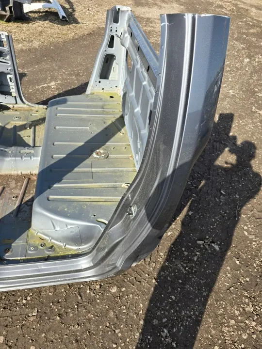 VW Amarok Heck links Säule OEM 09r.- Gebraucht image 2