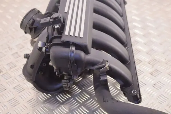 Collecteur d'admission BMW 3 (E90) 3.0L Essence 51750610 image 2