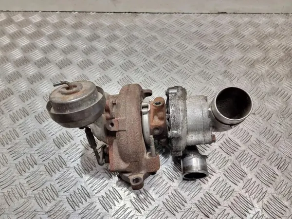 Turbo TOYOTA COROLLA VERSO 2.2L diesel 100kW image 2