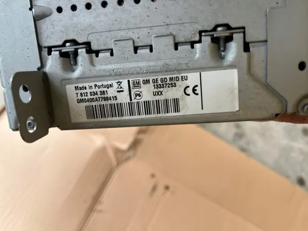 OEM 13337253 radio Opel Insignia 2008-2013 image 4