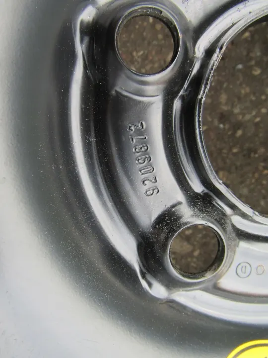 Volvo V70 2 Tipo S Roda sobressalente OEM 9209872 image 4