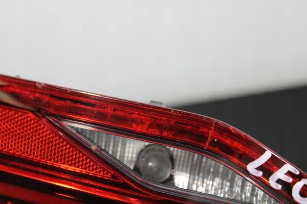 Luz trasera derecha SEAT LEON III 5F 5F0945308J image 3