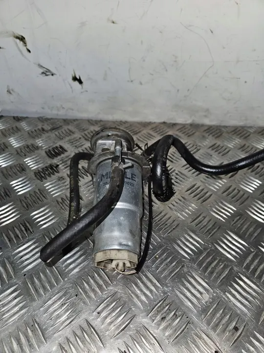 Toyota OE Bränslefilter OEM 30143230023 - Begagnad image 2