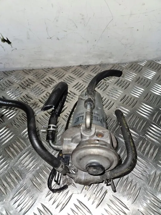 Toyota OE Bränslefilter OEM 30143230023 - Begagnad image 3