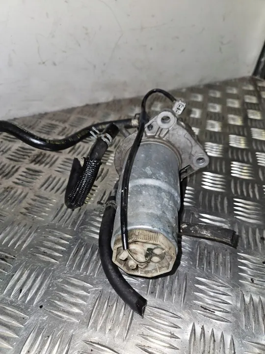 Toyota OE Bränslefilter OEM 30143230023 - Begagnad image 4