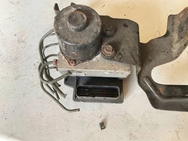 ABS-pumppu OEM 25094602183 Jaguar S-Type 2.7L Diesel image 2
