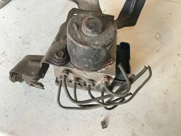 ABS-pumppu OEM 25094602183 Jaguar S-Type 2.7L Diesel image 3