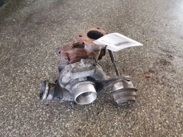 Gebruikte turbo OEM 90531518 voor Opel Zafira A 2.0L image 2