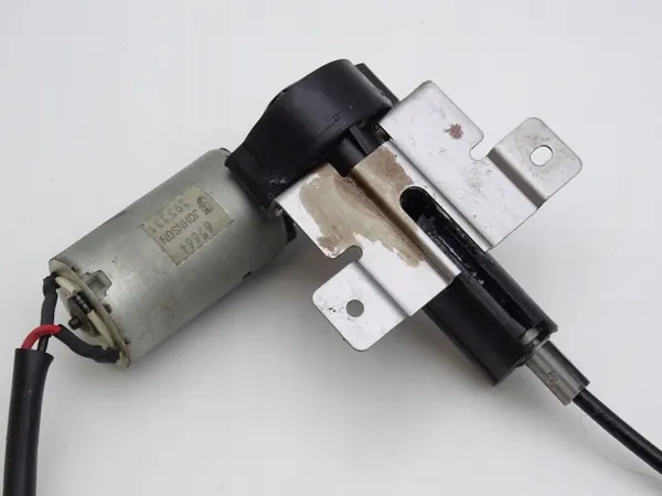 Jaguar S-Type Framstol Vänster Motor OEM DRC91077 image 4
