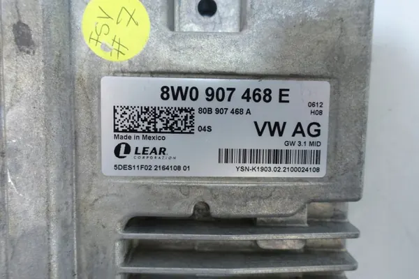 Audi Interface-Steuermodul OEM 8W0907468E image 4
