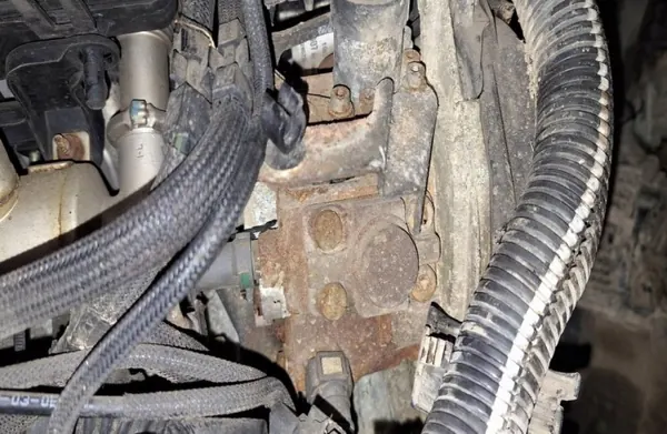 Bomba de inyección alta presión OEM 0445010102 Citroen C4 image 5