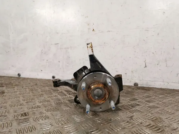 Cubo de roda dianteira Hyundai OEM FBZ11311 - Usado image 2