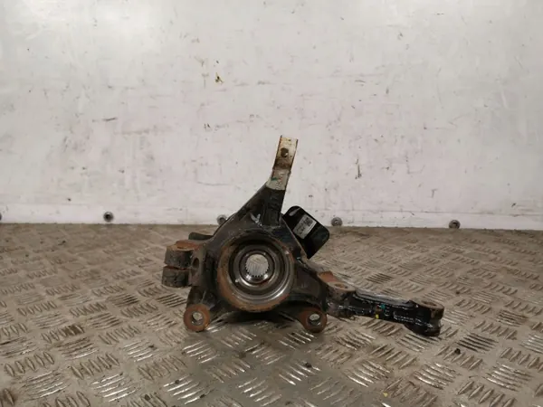 Cubo de roda dianteira Hyundai OEM FBZ11311 - Usado image 3