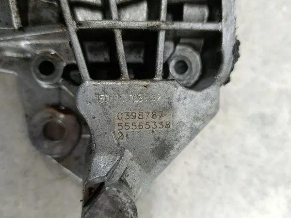 Distributiedeksel OEM 55565338 Opel Meriva B 1.4T image 4