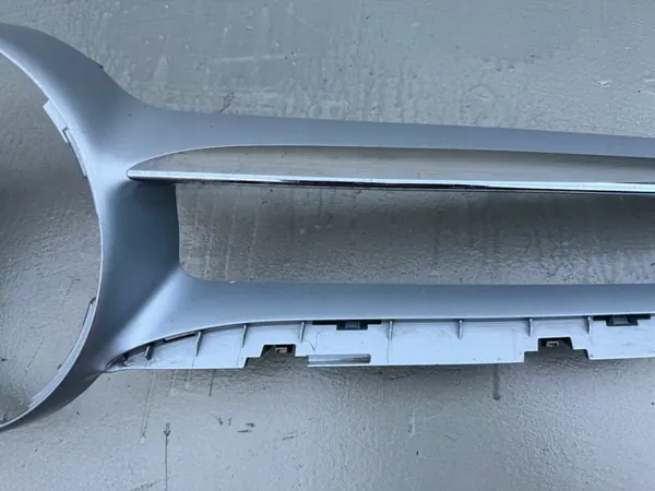 MERCEDES C-KLASA W205 AMG Grille Avant a2058880160 image 6