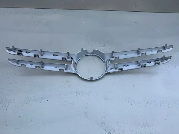 MERCEDES C-KLASA W205 AMG Grille Avant a2058880160 image 8