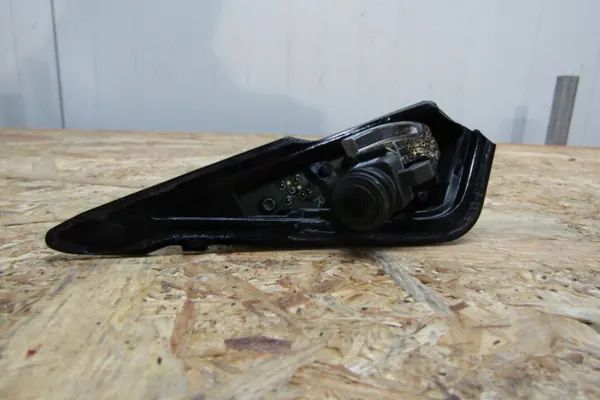 Protège-boue droit Tesla Y OEM 1125107-50j image 2