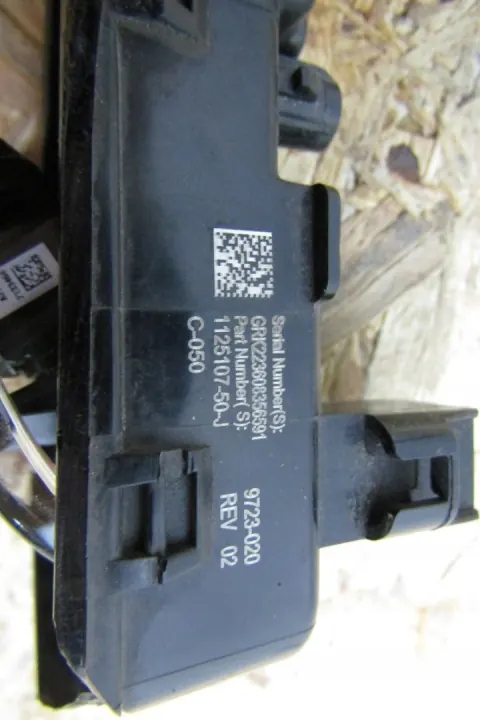 Protège-boue droit Tesla Y OEM 1125107-50j image 3