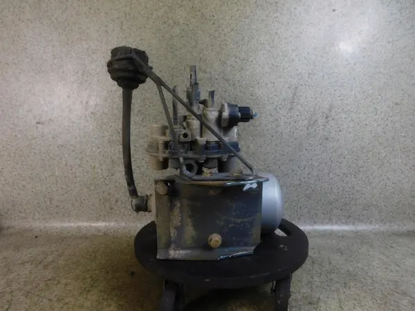 Soupape multi-voies Knorr-Bremse II37464N50 - Occasion image 4