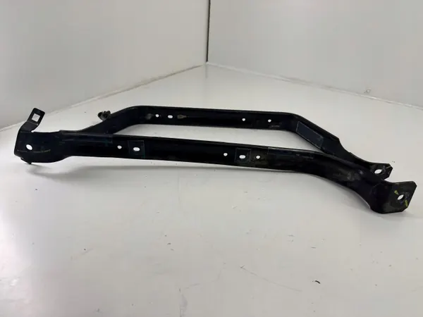 Polttoainesäiliön kiinnityssarja OEM CN159054AA Ford image 4
