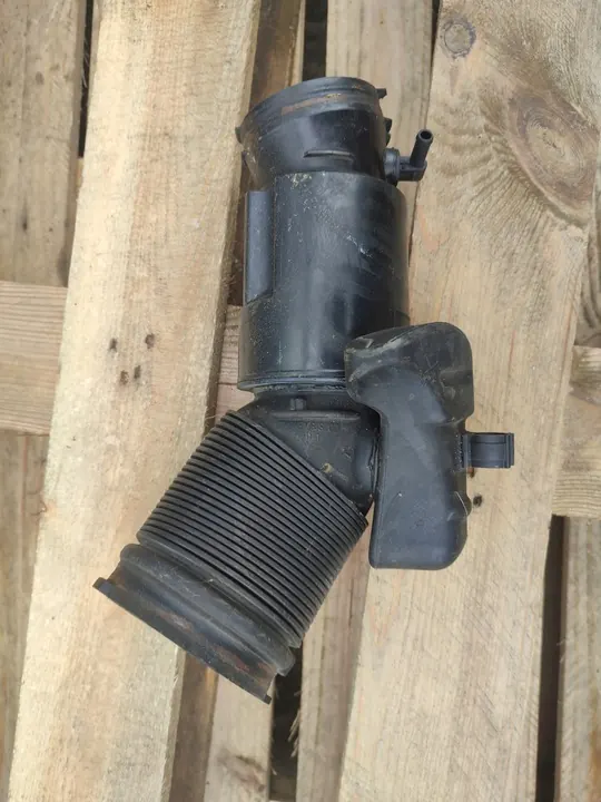 Luftansaugschlauch Audi A6 C6 3.0 TFSI image 3