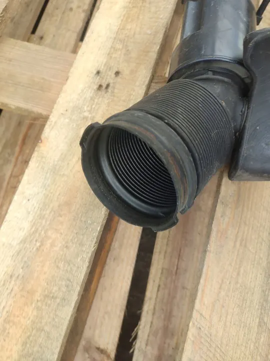 Luftansaugschlauch Audi A6 C6 3.0 TFSI image 5