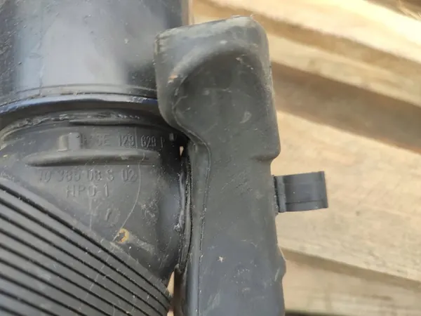 Luftansaugschlauch Audi A6 C6 3.0 TFSI image 7