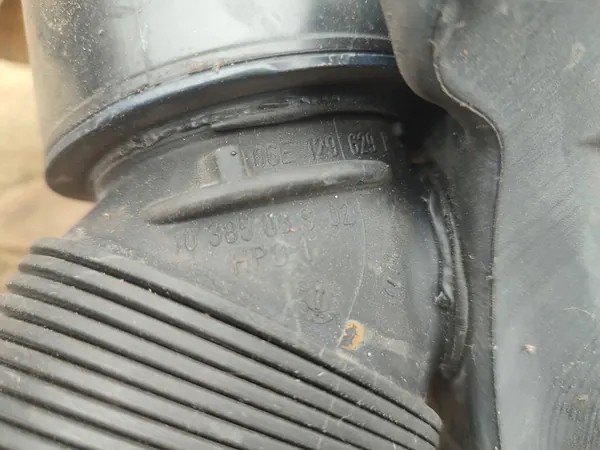 Luftansaugschlauch Audi A6 C6 3.0 TFSI image 8