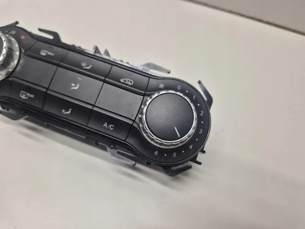 Panneau de Contrôle A/C Mercedes W176 W246 A2469001708 image 4