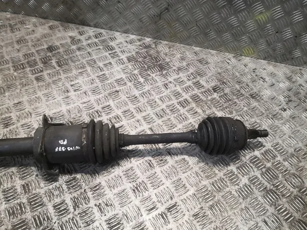 Mercedes-Benz A W169 Höger Främre Halvaxel image 3