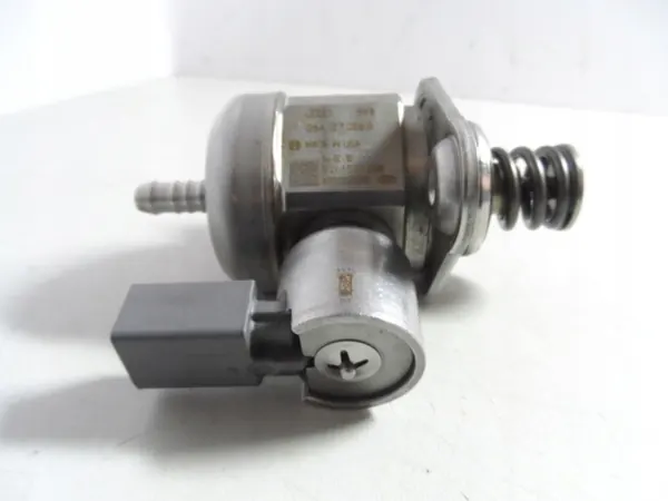 Polttoainepumppu VW Jetta 5C 1.8 TSI USA 06A127026A image 3