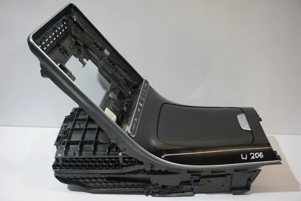Mercedes C W206 Middenconsole OEM - Gebruikte Staat image 2